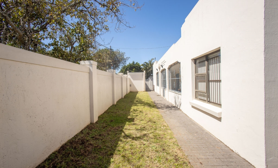 Commercial Property for Sale in Southernwood Eastern Cape